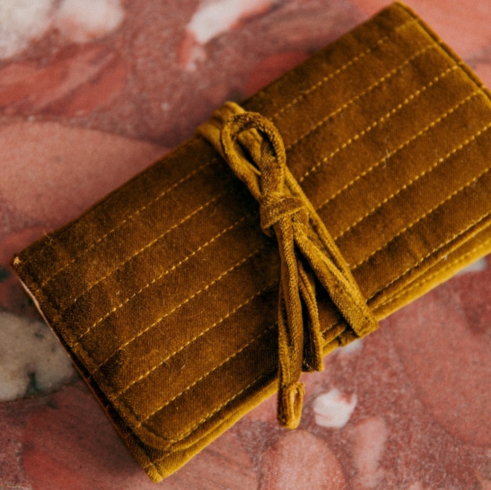 Sezane jewellery pouch in caramel